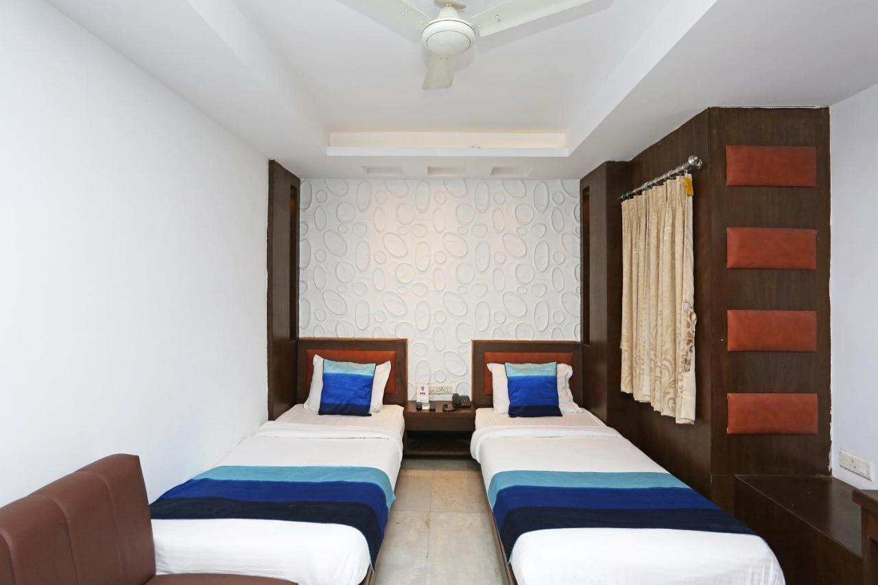 Hotel Oyo 8433 Myra 3*