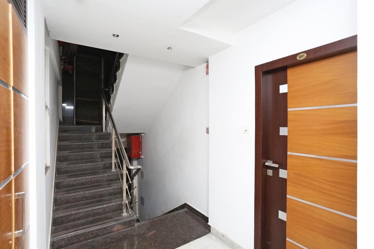Hotel Oyo 8433 Myra 3*